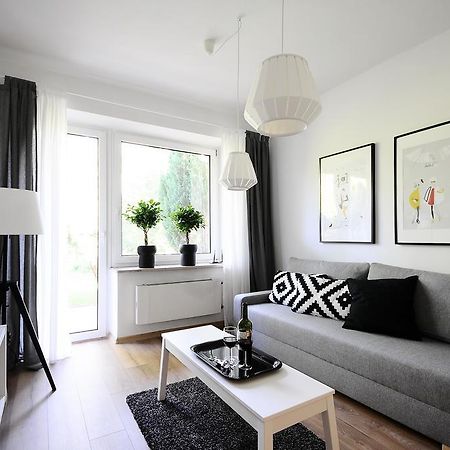A Place Like Home Apartamenty Wiewiorcza Гданск Екстериор снимка