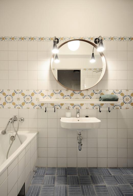 A Place Like Home Apartamenty Wiewiorcza Гданск Екстериор снимка