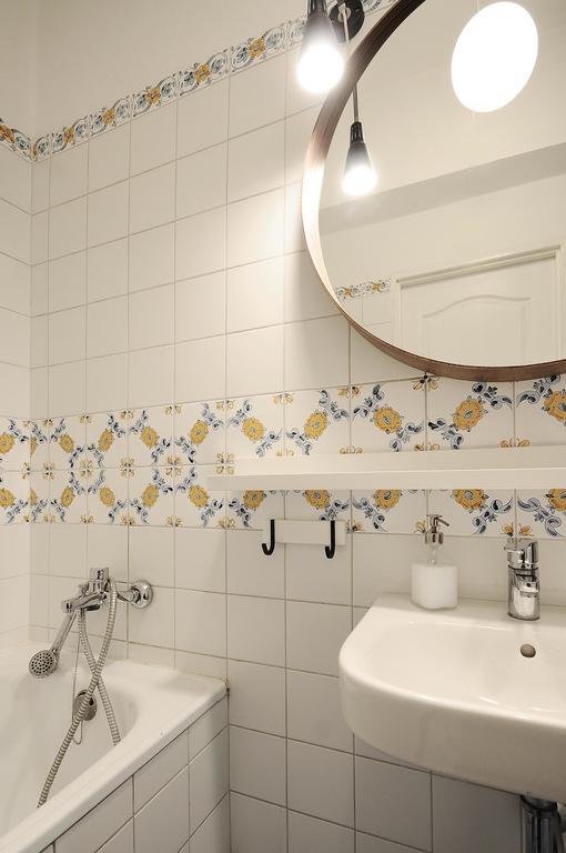 A Place Like Home Apartamenty Wiewiorcza Гданск Екстериор снимка
