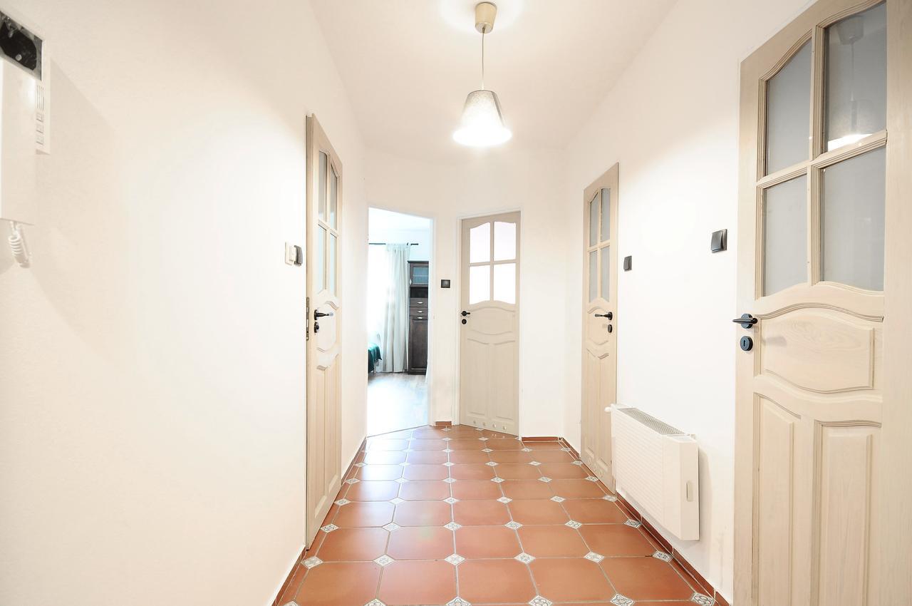 A Place Like Home Apartamenty Wiewiorcza Гданск Екстериор снимка