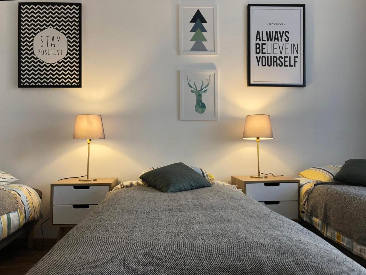 A Place Like Home Apartamenty Wiewiorcza Гданск Екстериор снимка