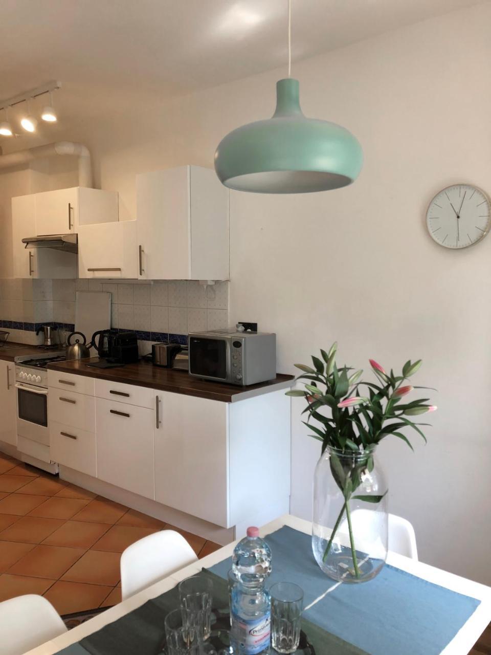 A Place Like Home Apartamenty Wiewiorcza Гданск Екстериор снимка
