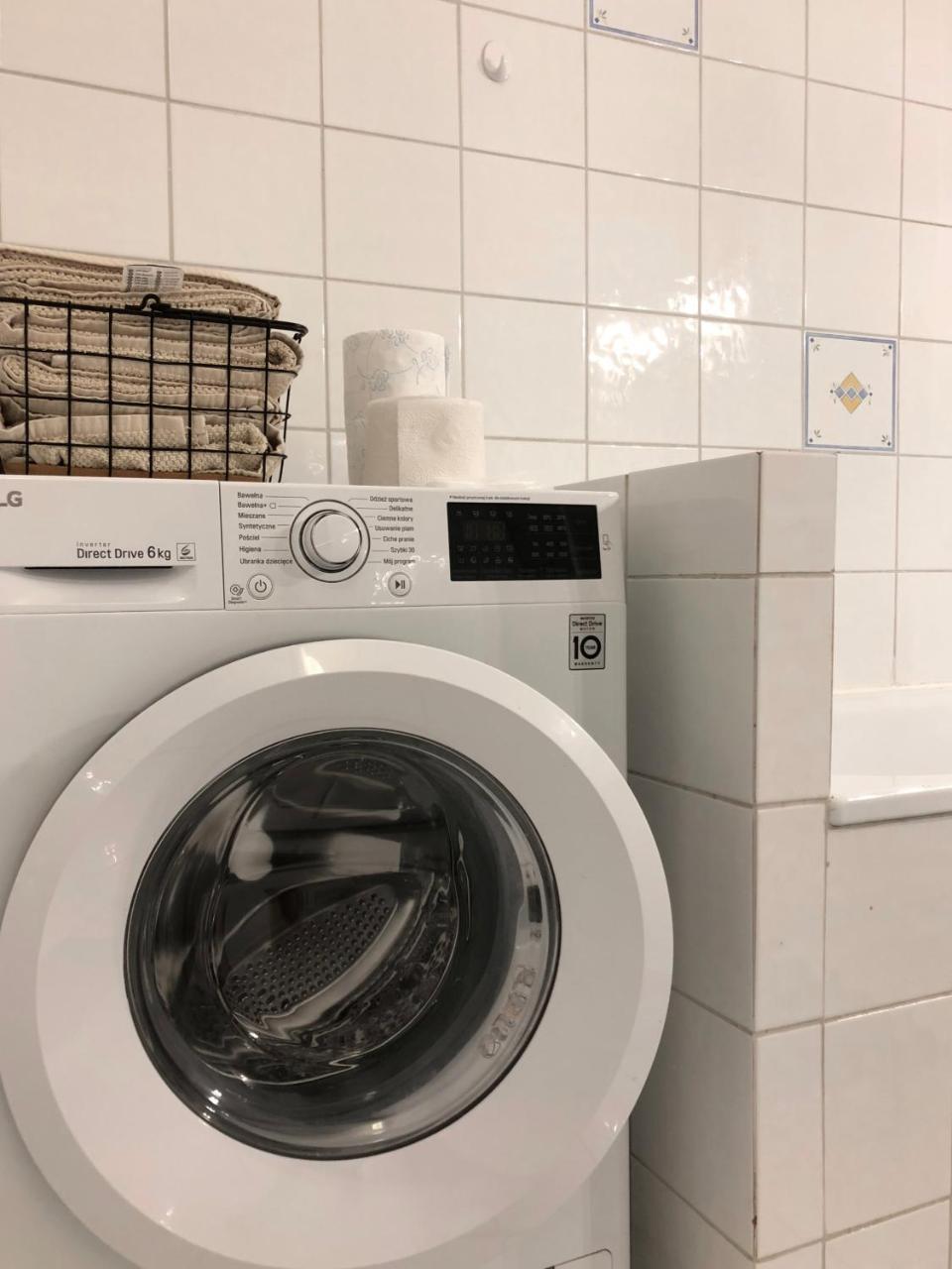 A Place Like Home Apartamenty Wiewiorcza Гданск Екстериор снимка