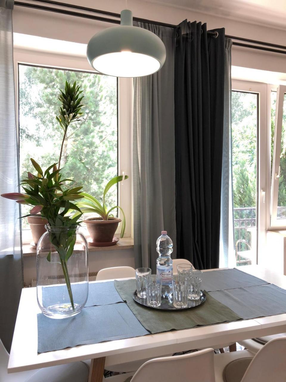 A Place Like Home Apartamenty Wiewiorcza Гданск Екстериор снимка